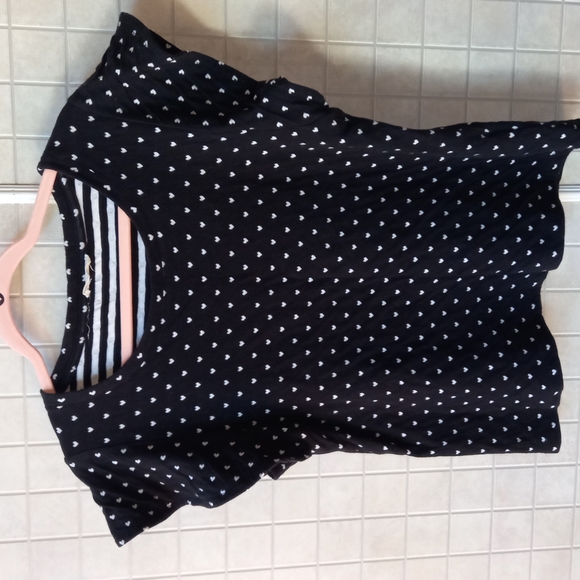 Jane and Delancey heart patterned tee - Picture 1 of 5